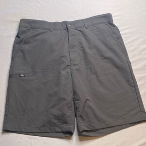 Gerry Men's Gray Cargo Shorts Size 34-NWOT